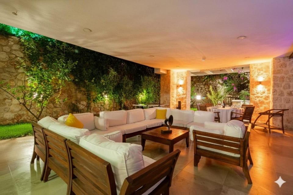 Property building, Patio