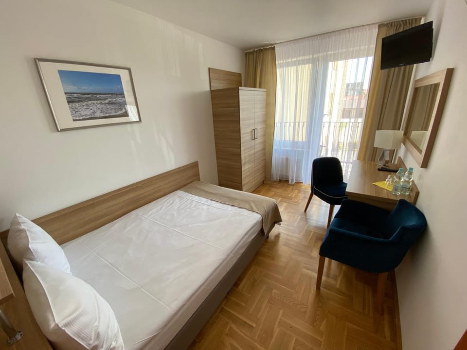 Villa Mielno Campground/ 
RV Resort in West Pomeranian Voivodeship, Poland