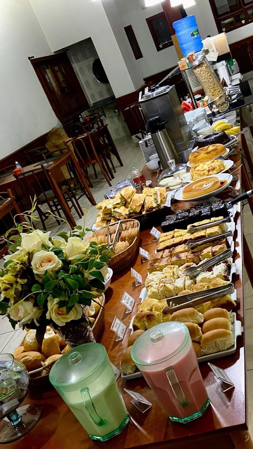 Restaurant/places to eat, Food, Breakfast, Buffet breakfast