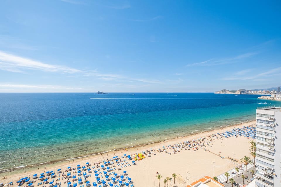 Nearby landmark, Off site, Day, Neighbourhood, Natural landscape, Beach, City view, Sea view