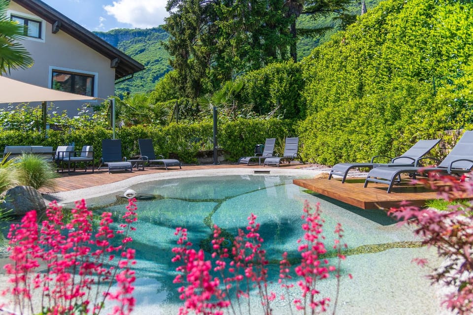 Property building, Swimming pool