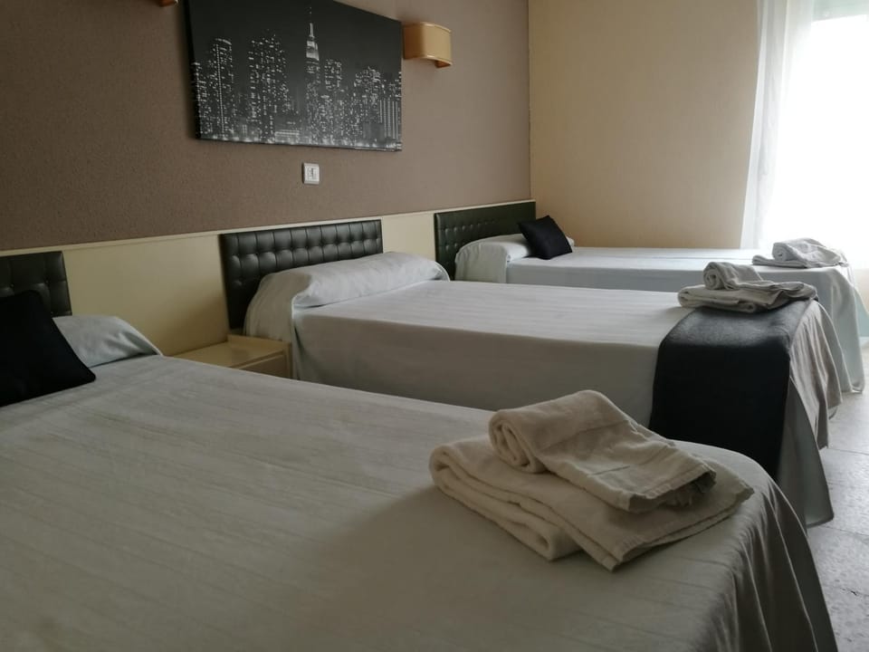 Day, Photo of the whole room