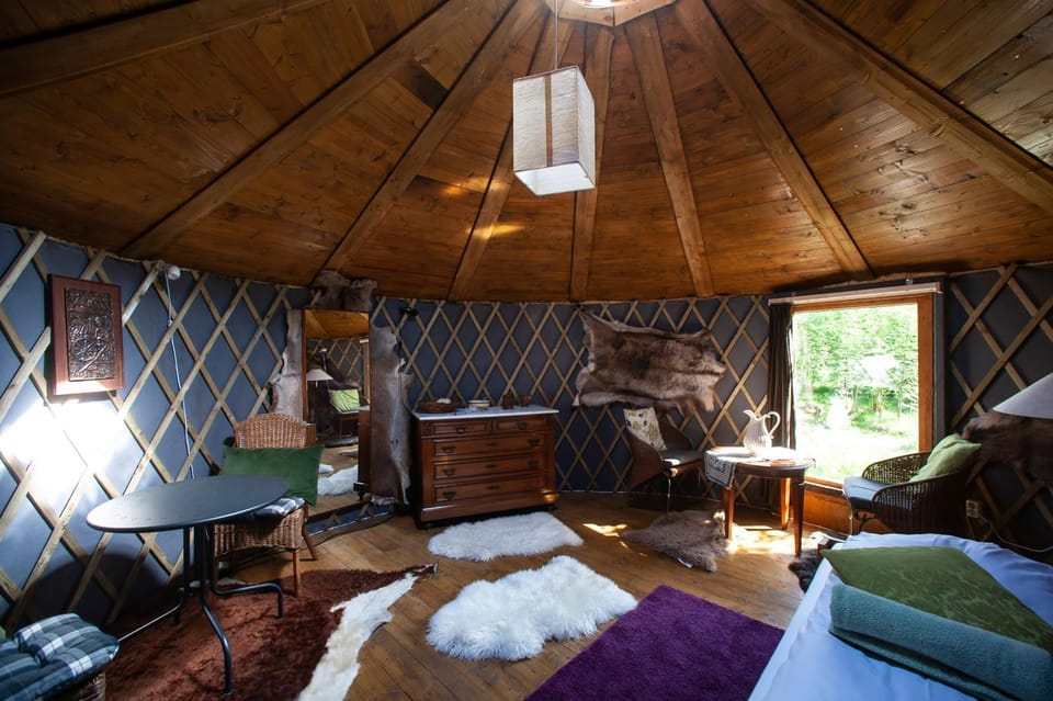 Seating area, Bedroom