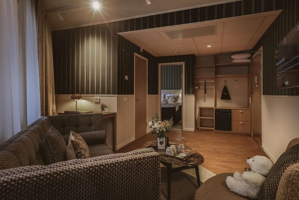 Property building, Living room