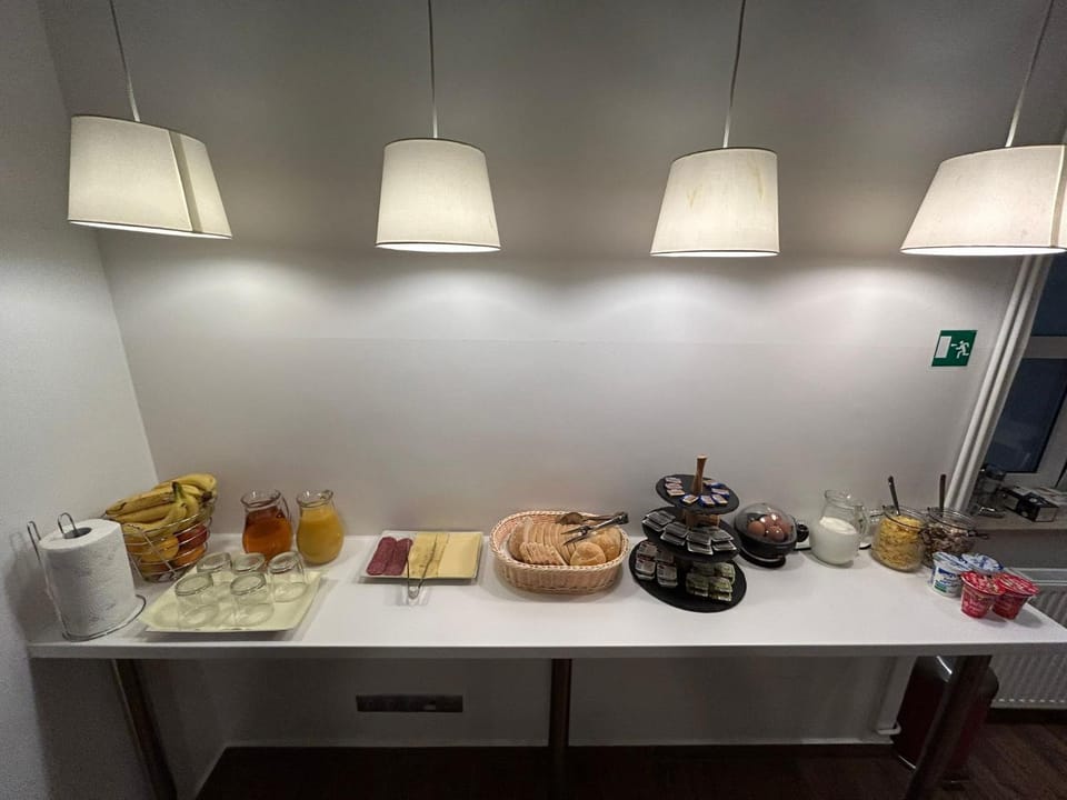 Continental breakfast
