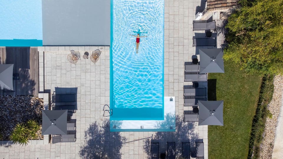 Pool view, Swimming pool