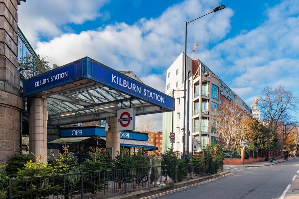 Street view, Location