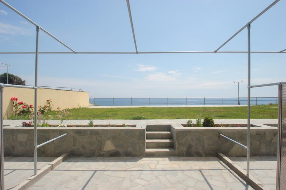 Garden, Balcony/Terrace