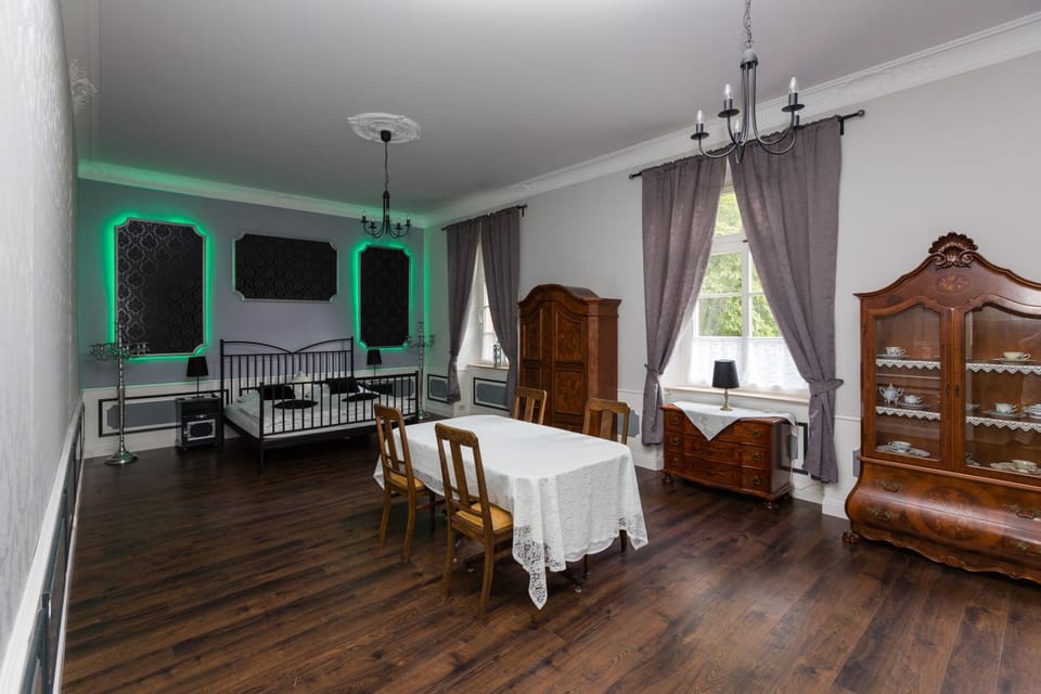 Living room, Bedroom