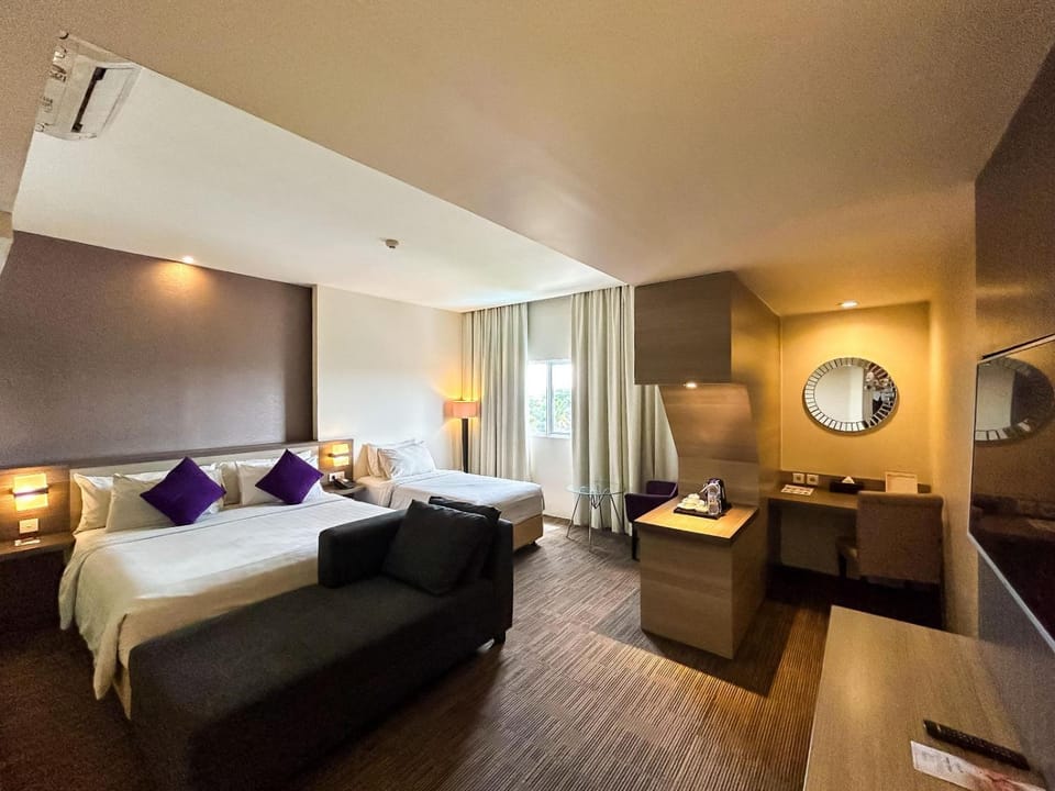 Living room, Bedroom