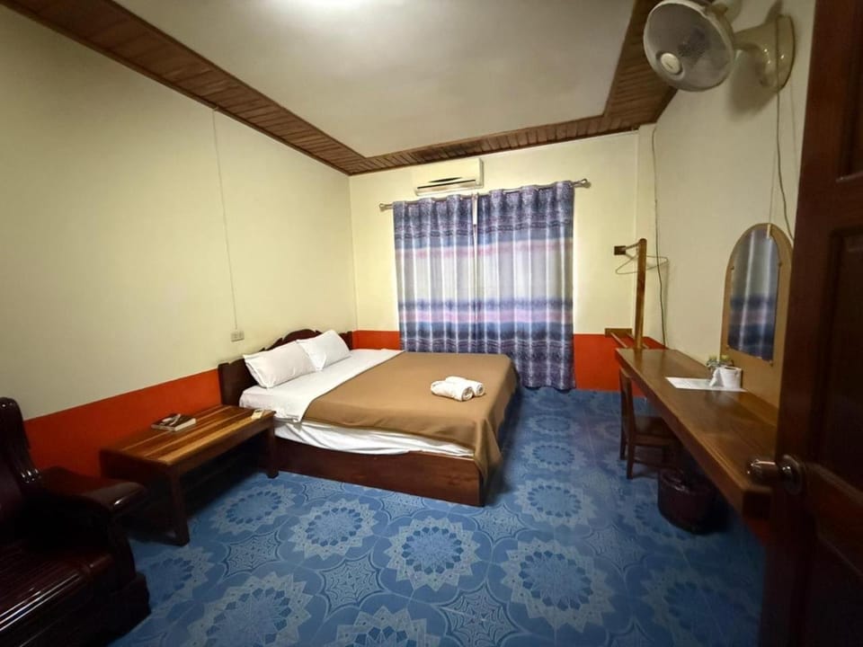 Oudomphone Guesthouse 2 Bed and Breakfast in Laos