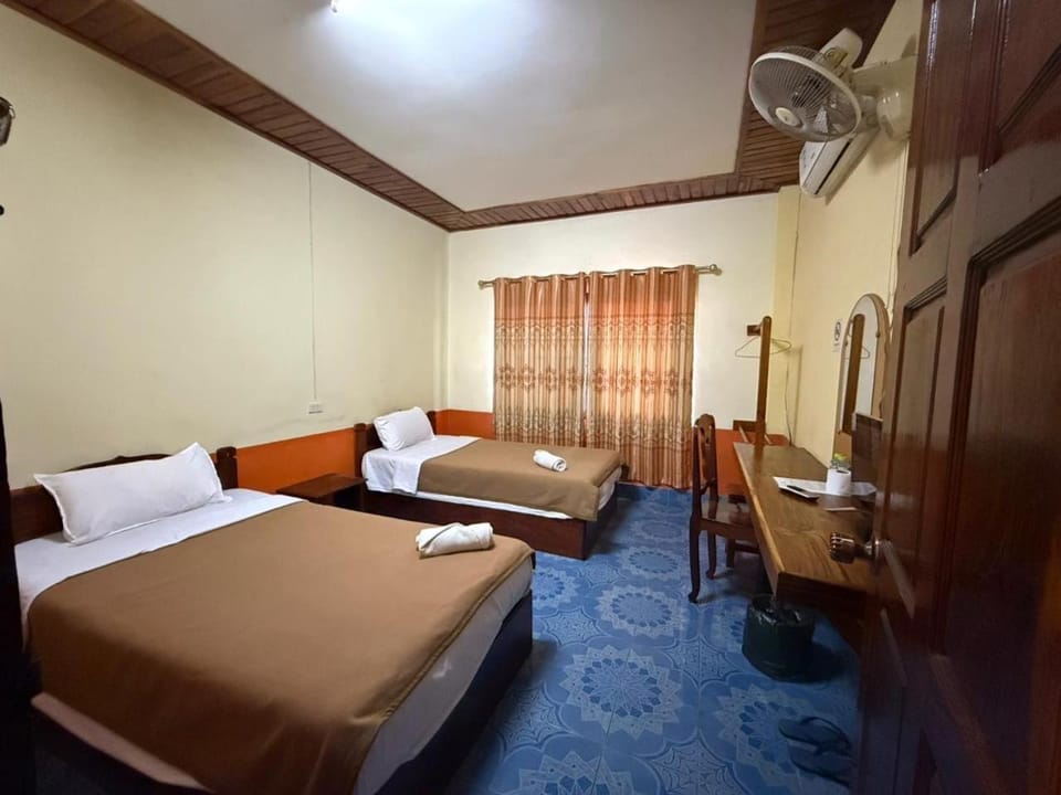 Oudomphone Guesthouse 2 Bed and Breakfast in Laos