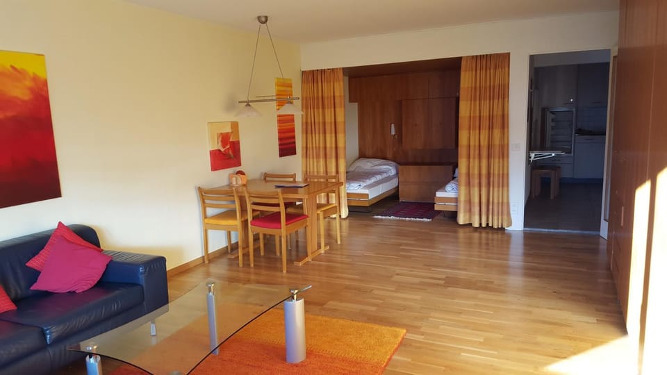 Living room, Dining area, Bedroom