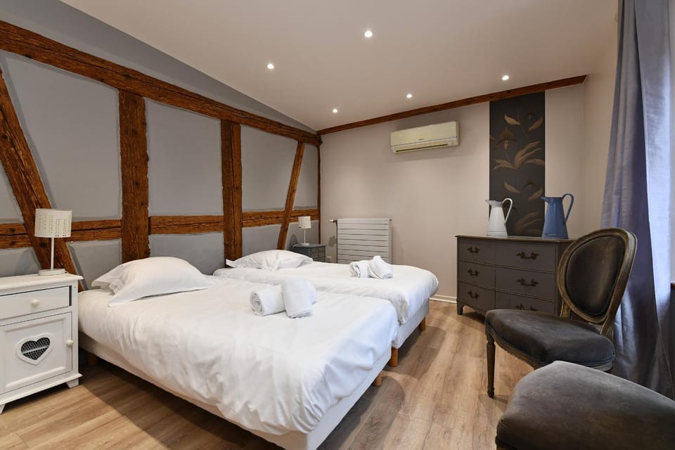 Appartement Bredala avec Parking et Climatisation Apartment in Colmar