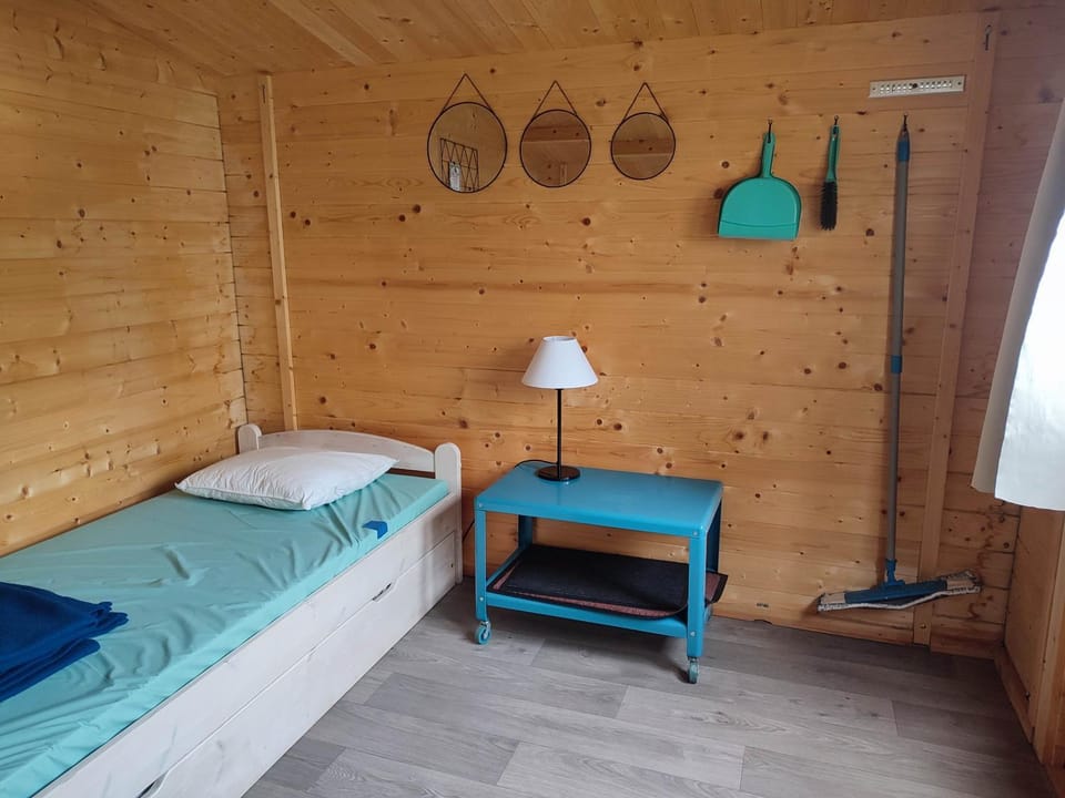 Bod e ti Faned, jardin d'hôtes réservé aux randonneurs sans véhicule motorisé Bed and Breakfast in Brittany