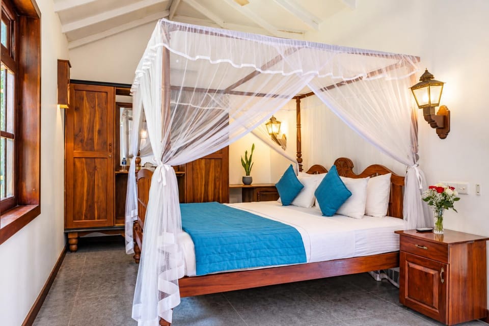 Bed, Photo of the whole room, Bedroom, towels, wardrobe