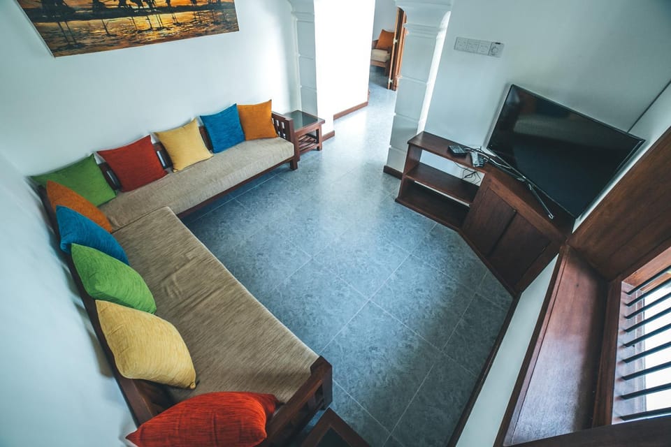 Day, Living room