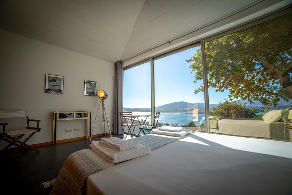 View (from property/room), Photo of the whole room