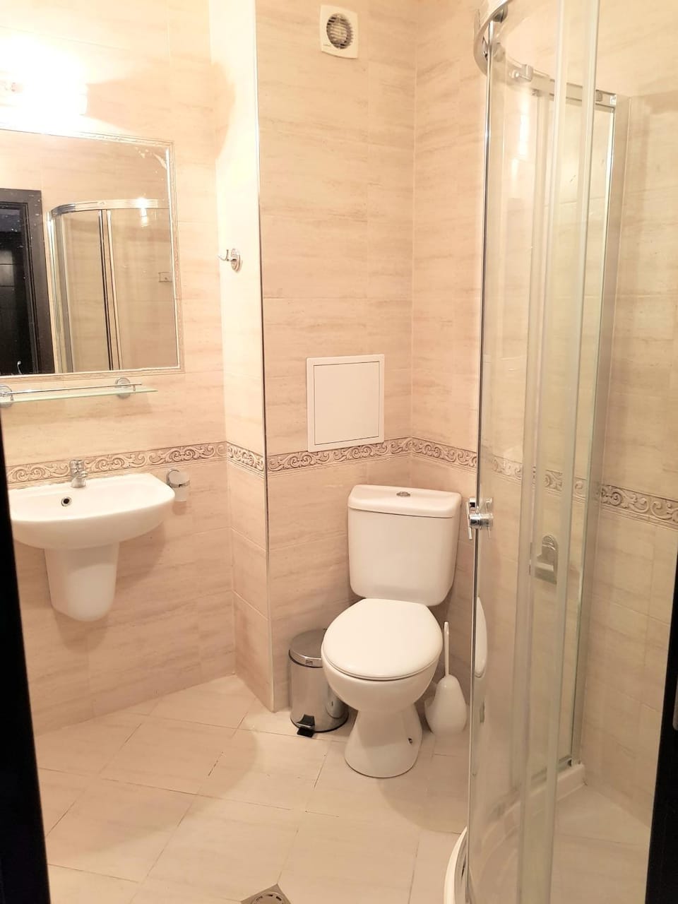 Shower, Toilet, Bathroom