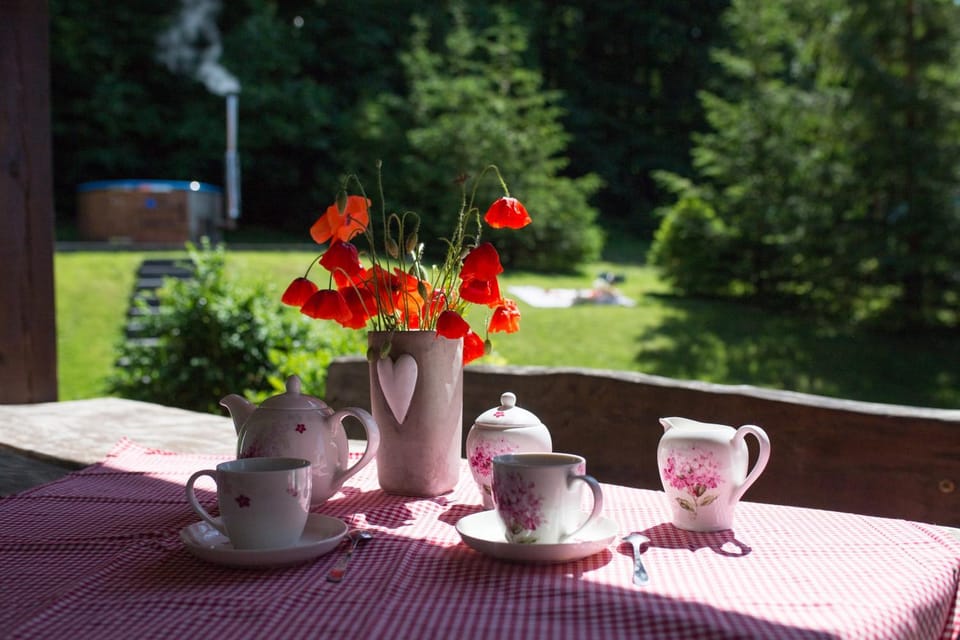 Spring, Day, Natural landscape, Garden, Coffee/tea facilities, View (from property/room), View (from property/room), Other, Other, Other, Decorative detail, Decorative detail, Garden view, Drinks, Drinks