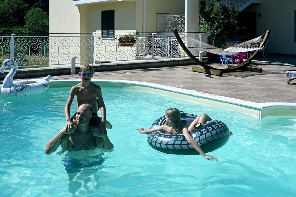 People, Swimming pool, Swimming pool