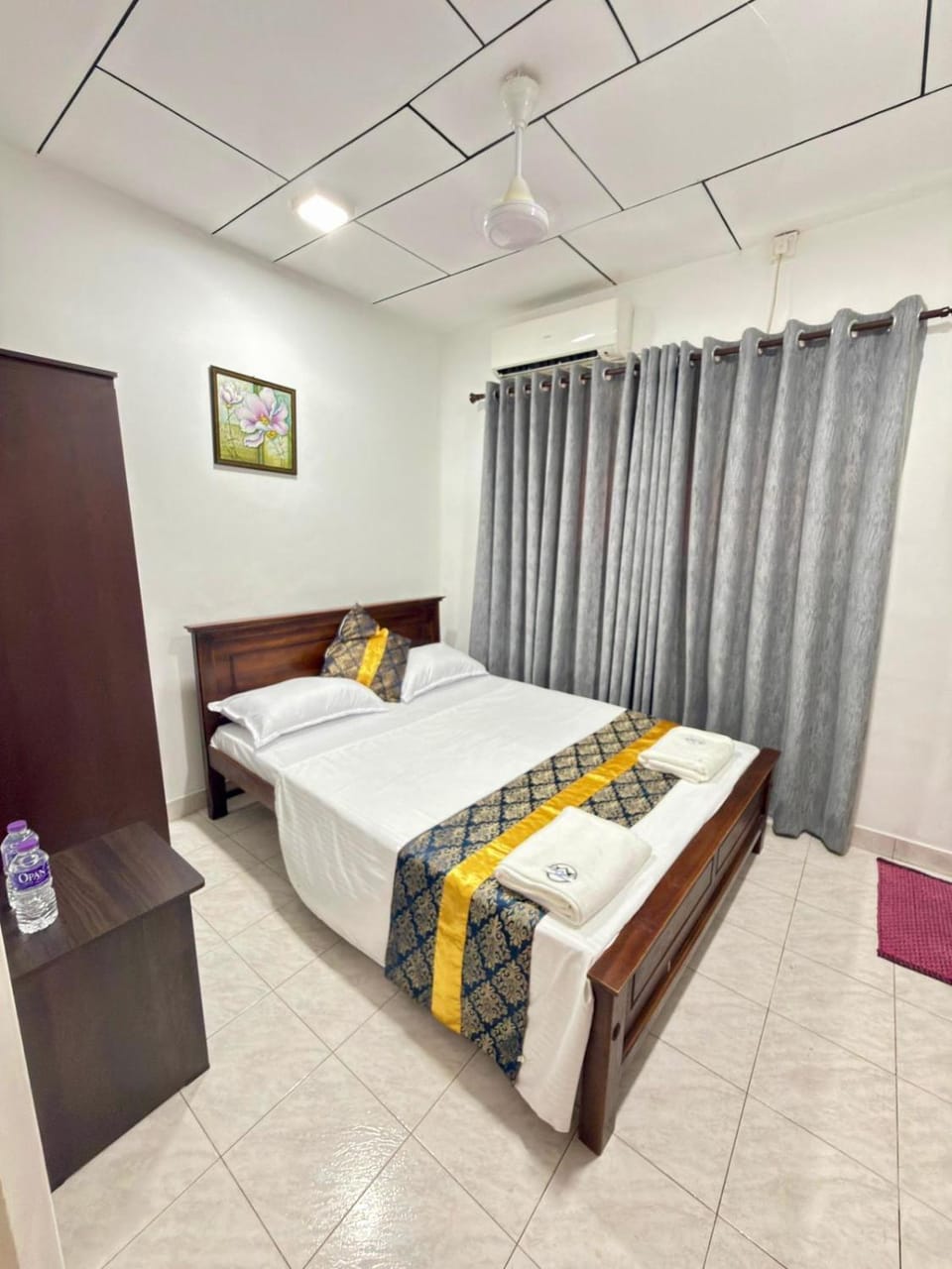 Sleep Cheap Home Hostel in Negombo
