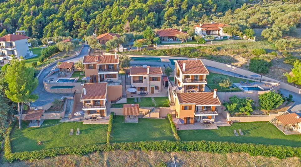 Property building, Bird's eye view