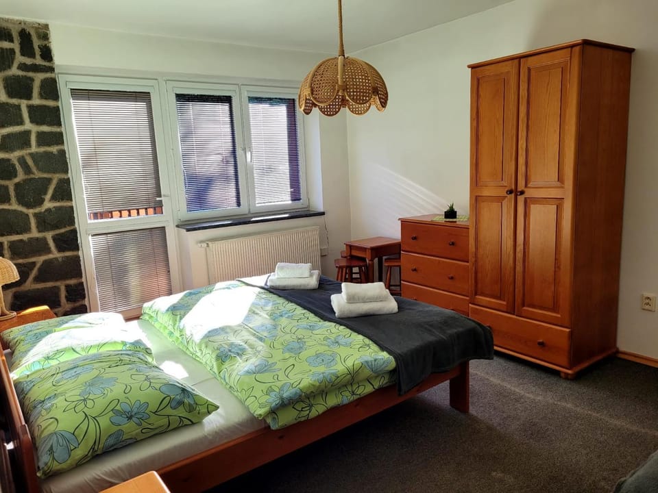 Bed, Photo of the whole room, Bedroom, towels, wardrobe
