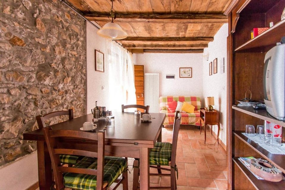 Agriturismo La Calamaia House in Province of Massa and Carrara
