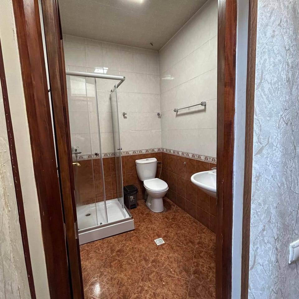 Shower, Toilet, Bathroom