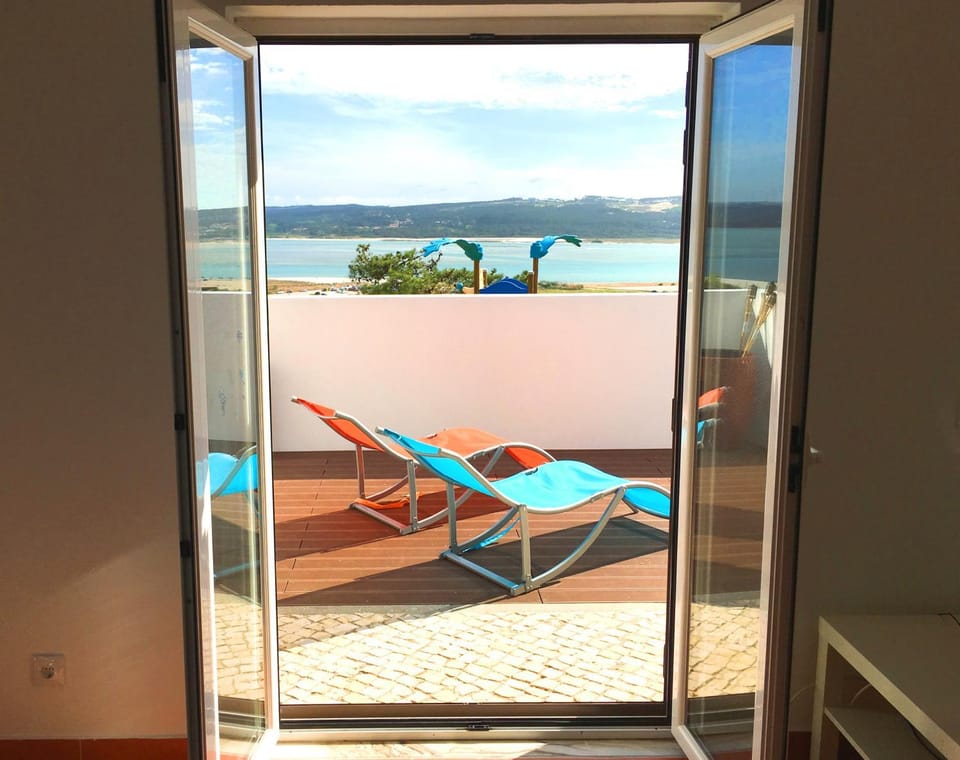 Garden, Balcony/Terrace, Decorative detail, Beach, On site, Family