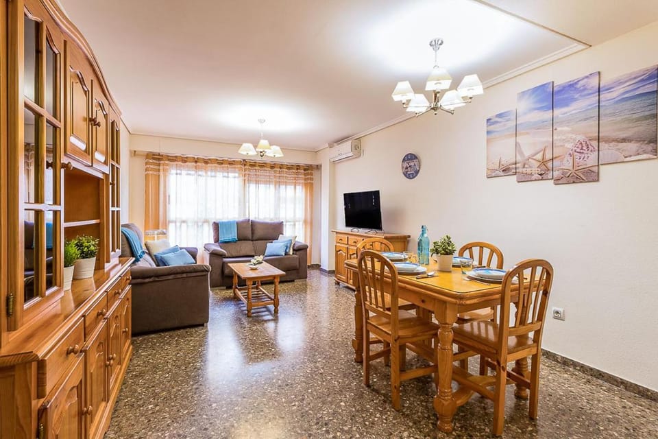 TV and multimedia, Dining area