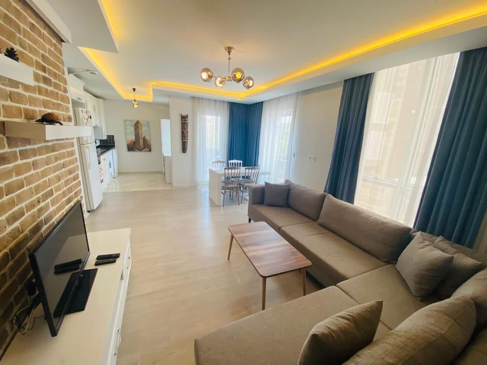 Royal Loft Suit Apartment hotel in Antalya