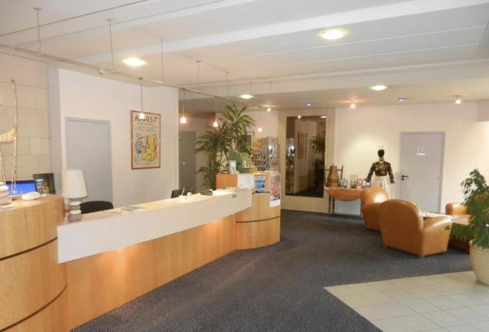 Property building, Lobby or reception