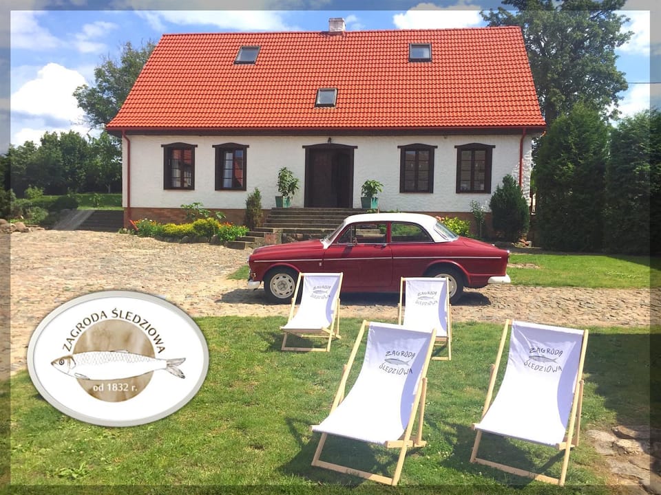 Property building, Day, Garden