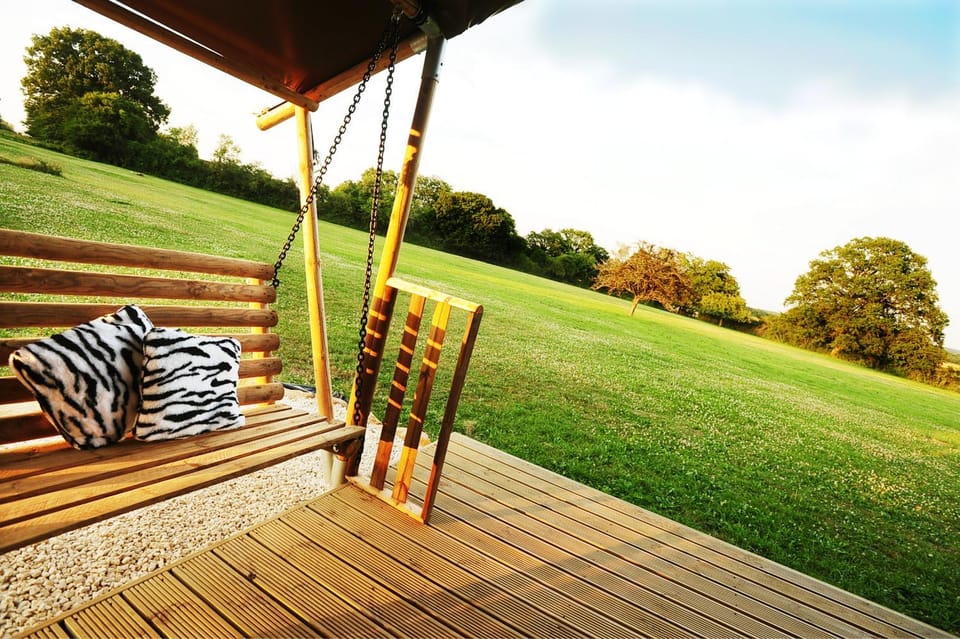 Kimaro Farmhouse Luxury tent in Bourgogne-Franche-Comté