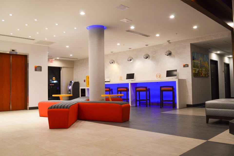 Lobby or reception, On site