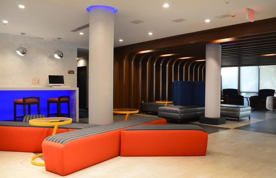 Lobby or reception, Business facilities