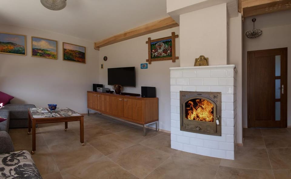 Property building, Photo of the whole room