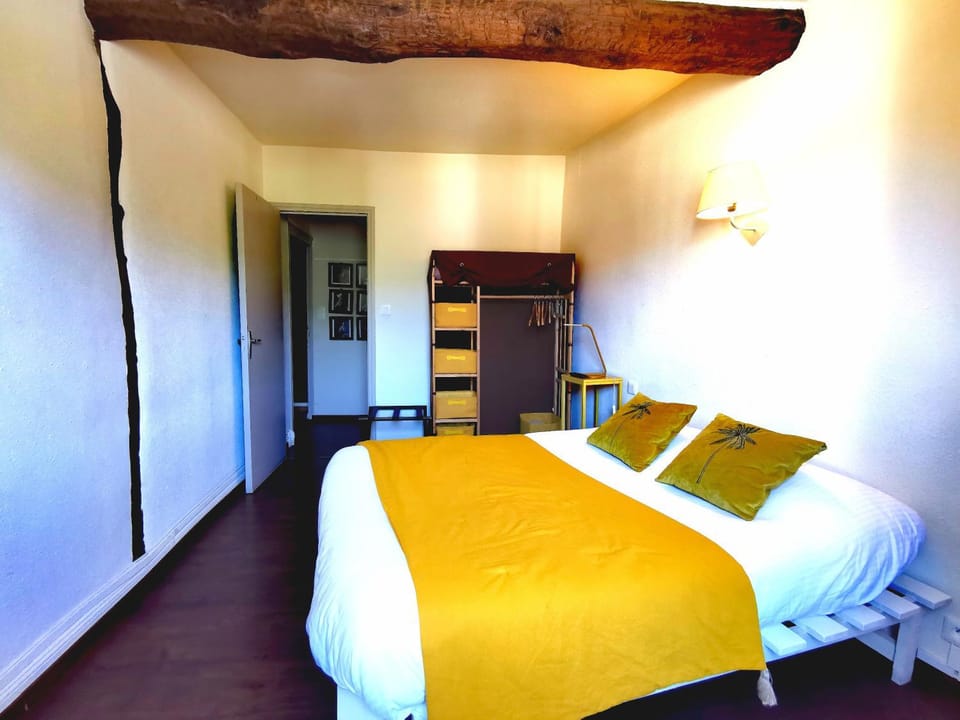 Logis Hotel Restaurant LA BARGUILLERE Hotel in Occitanie