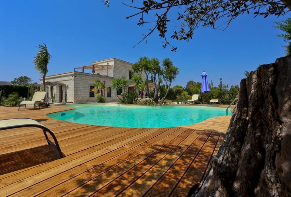 Casina Metrano-Castello Monaci House in Apulia