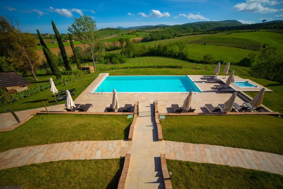 Spring, Day, Natural landscape, Garden, Pool view, Swimming pool, sunbed