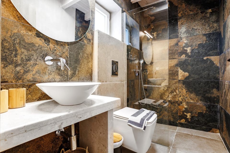 Shower, Toilet, Bathroom