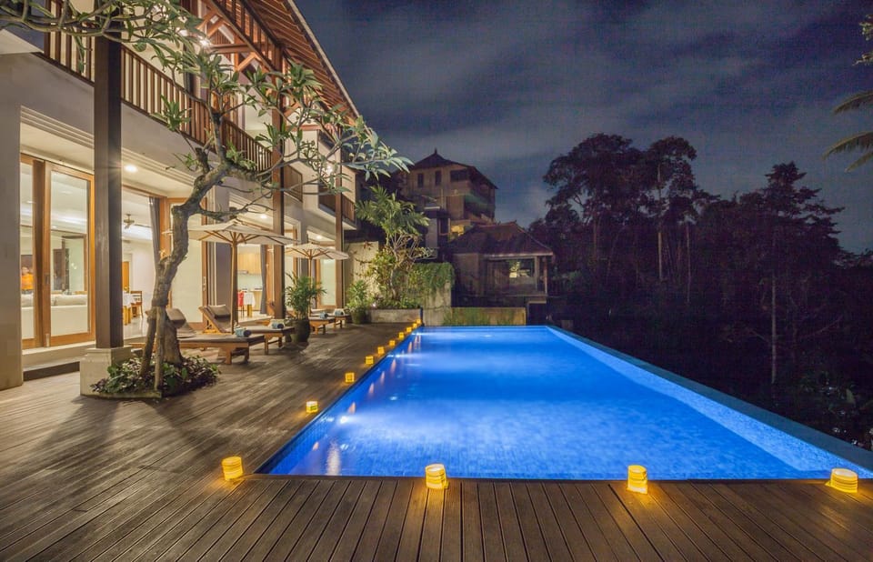 Pool view, Swimming pool