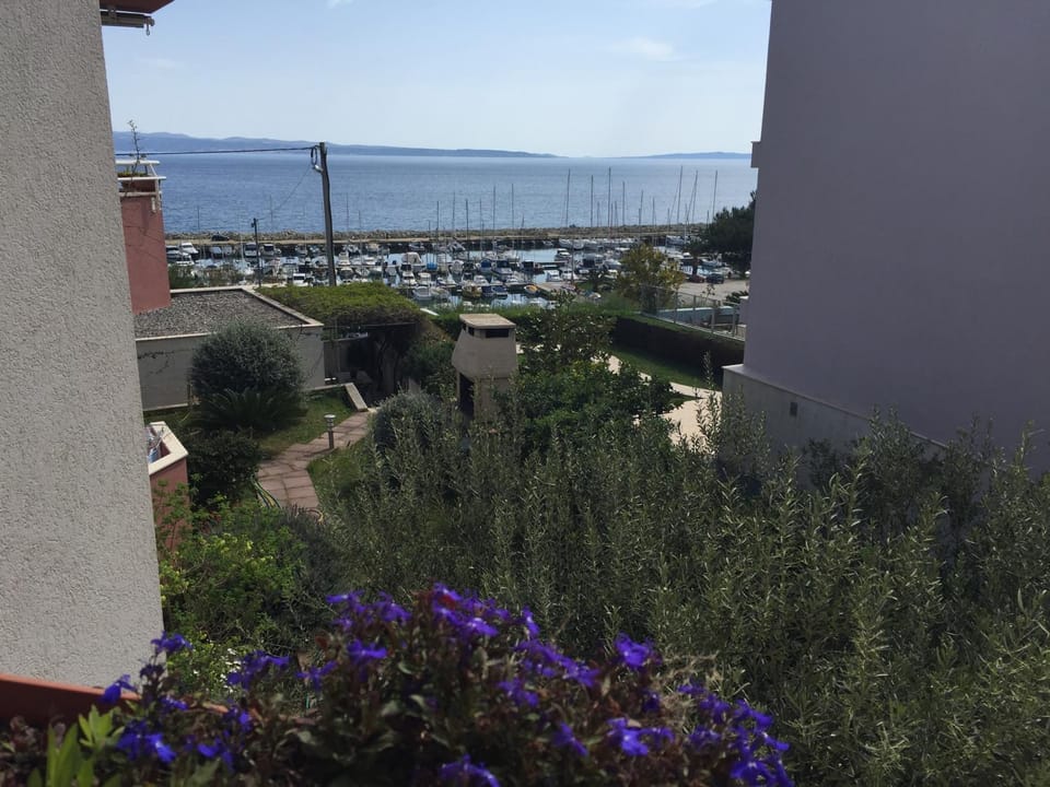 Sea view, Sea view