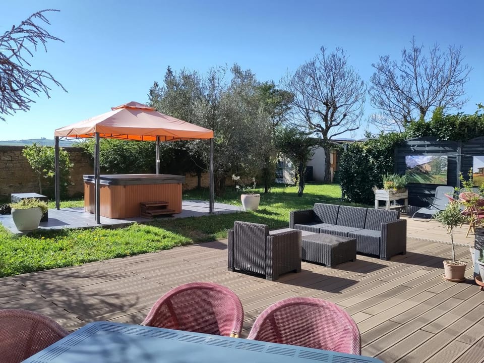 Patio, Garden