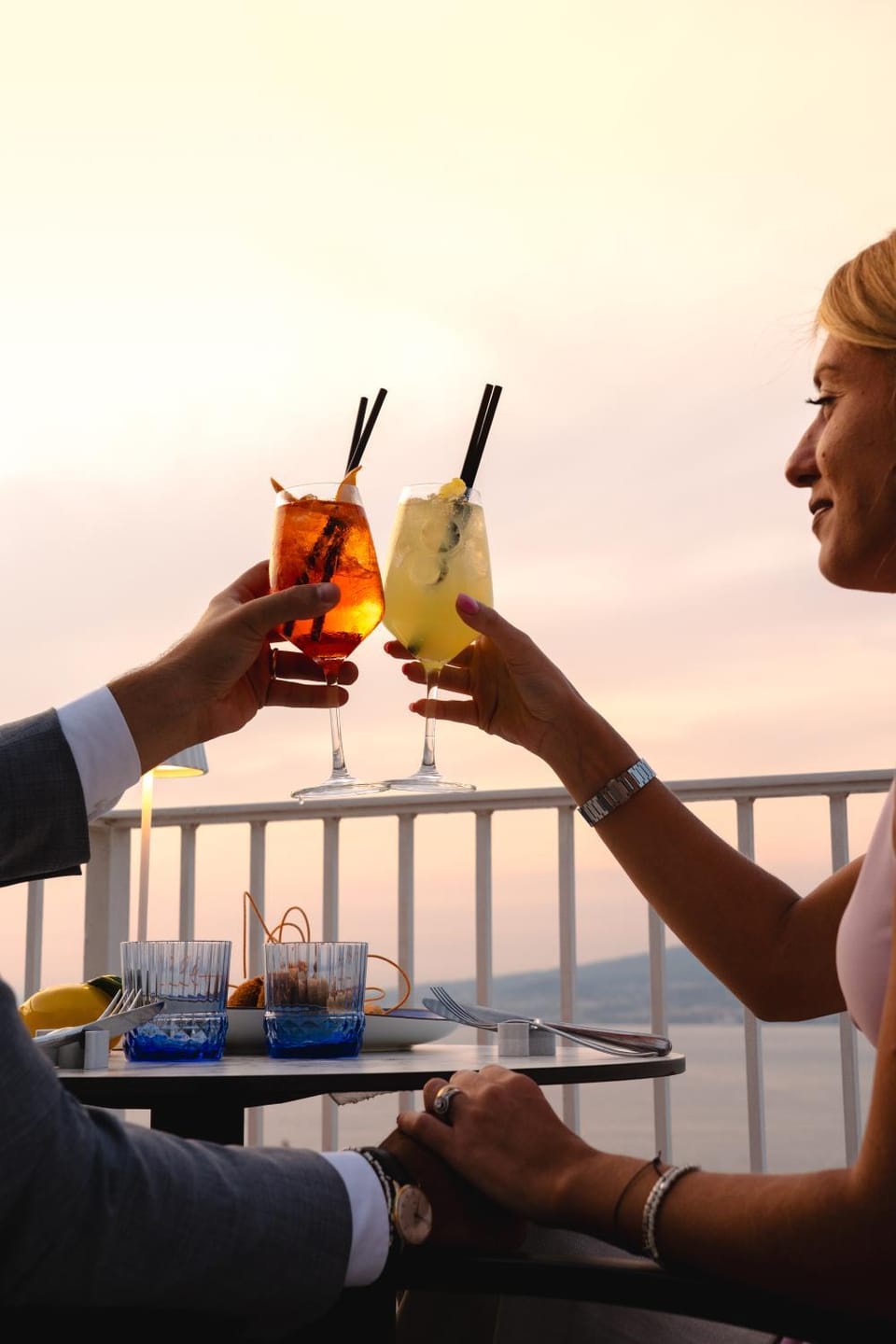 Natural landscape, Balcony/Terrace, Guests, Sea view, Drinks