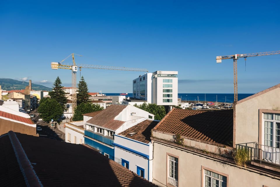 Natural landscape, City view