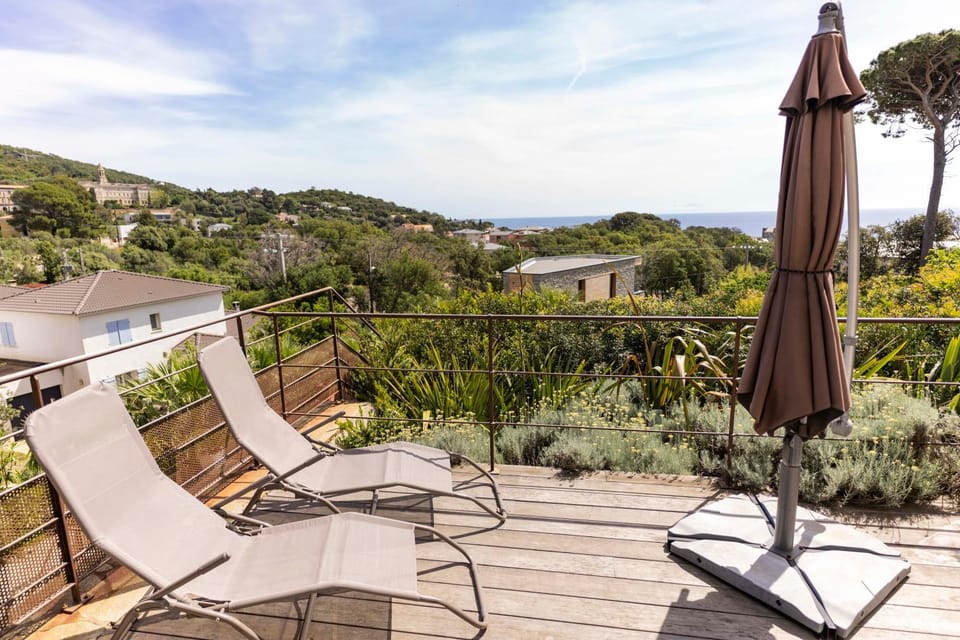Patio, Day, Natural landscape, View (from property/room), Balcony/Terrace, Mountain view, Sea view
