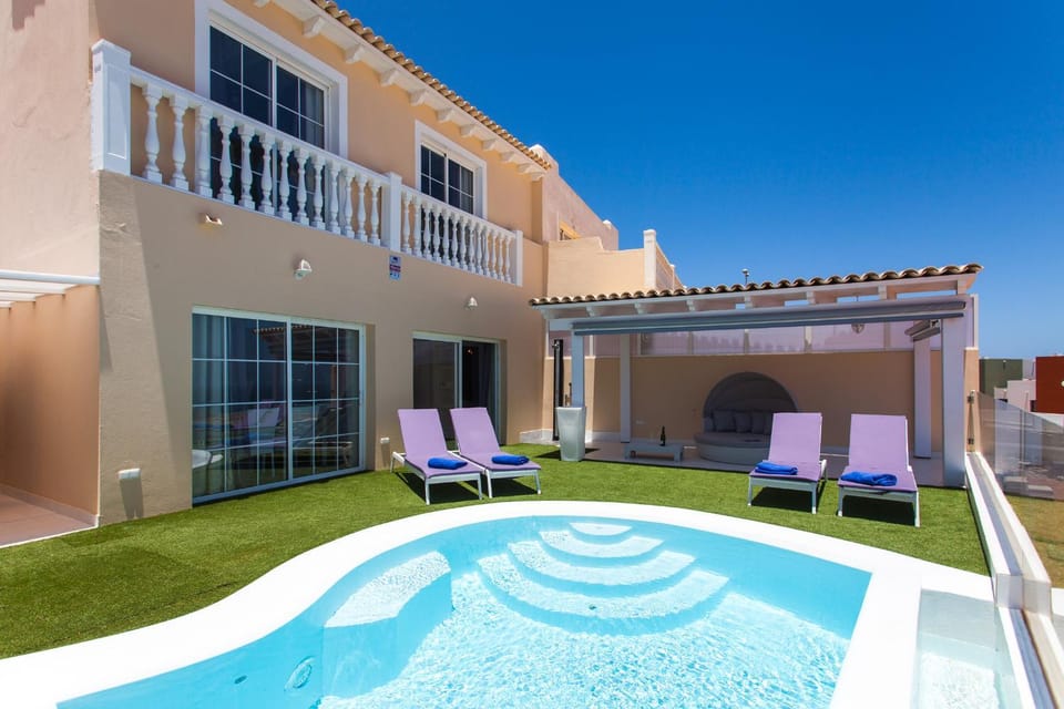 Off site, Swimming pool, Swimming pool